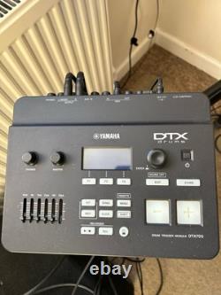 Yamaha DTX750K Electric Drum Kit plus Yamaha Sub and Tops Speakers MS50DR