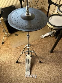Yamaha DTX750K Electric Drum Kit plus Yamaha Sub and Tops Speakers MS50DR