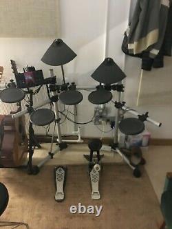 Yamaha DTXPlorer electronic drum kit, including stool. In good condition