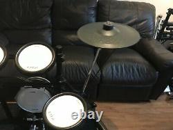 Yamaha DTX 582K Electronic Drum Kit. Roland TD. VDRUMS. Electric drums