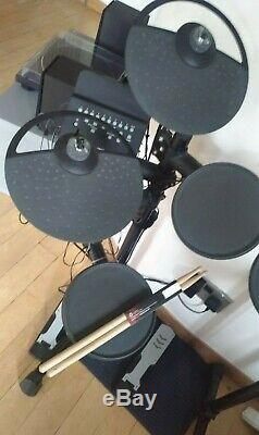 Yamaha Electronic DTX 400K Drum Kit, Pedals/sticks included. Barely Used