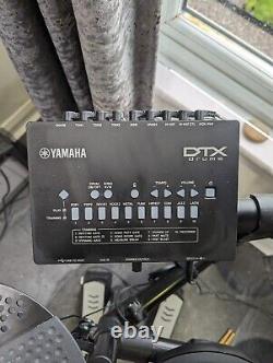 Yamaha Electronic Drum Kit DTX402