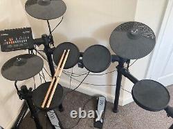 Yamaha Electronic Drum Kit DTX402