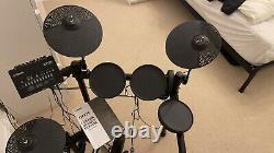 Yamaha Electronic Drum Kit DTX402